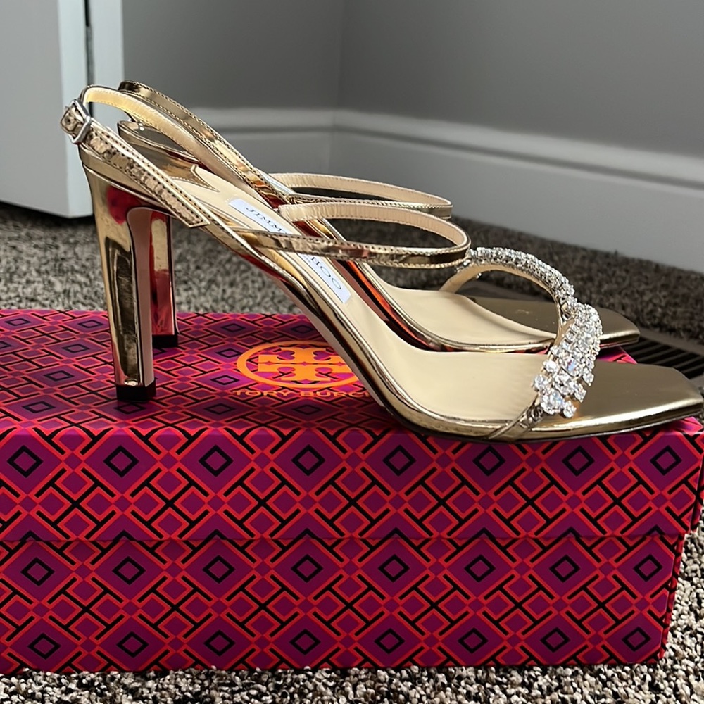 Jimmy Choo Meira 85 Gold Leather Sandals with Crystal Embellishment, like new - Picture 3 of 14